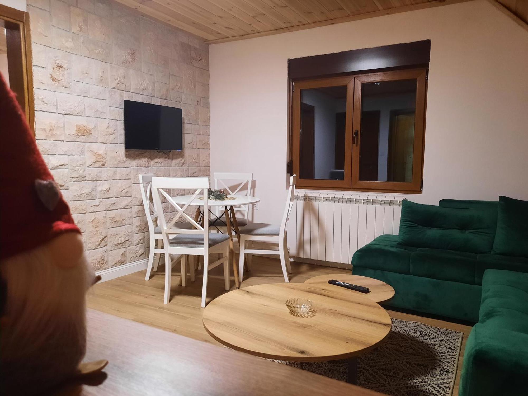 View Of Durmitor Apartamento Žabljak Exterior foto