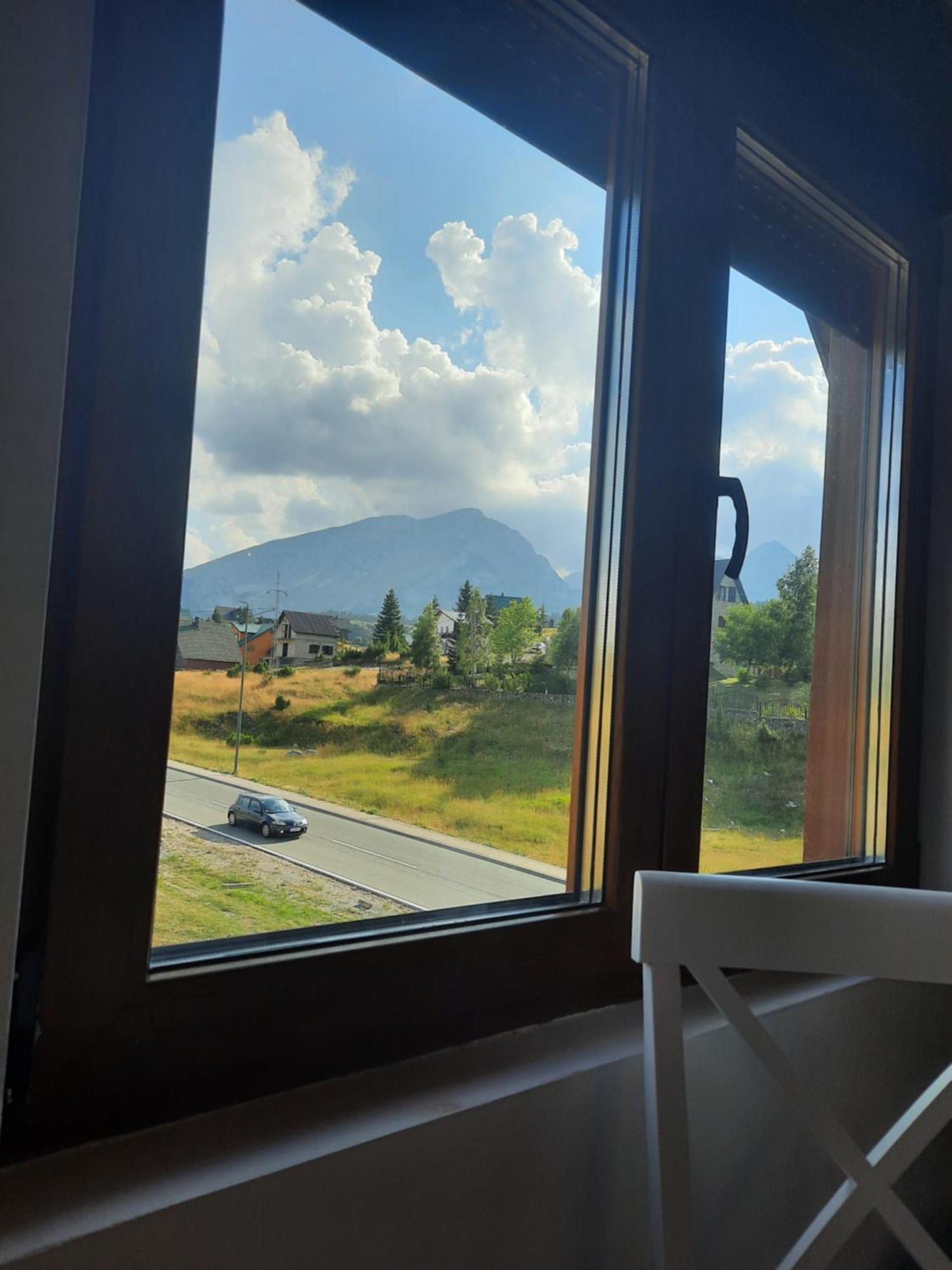 View Of Durmitor Apartamento Žabljak Exterior foto