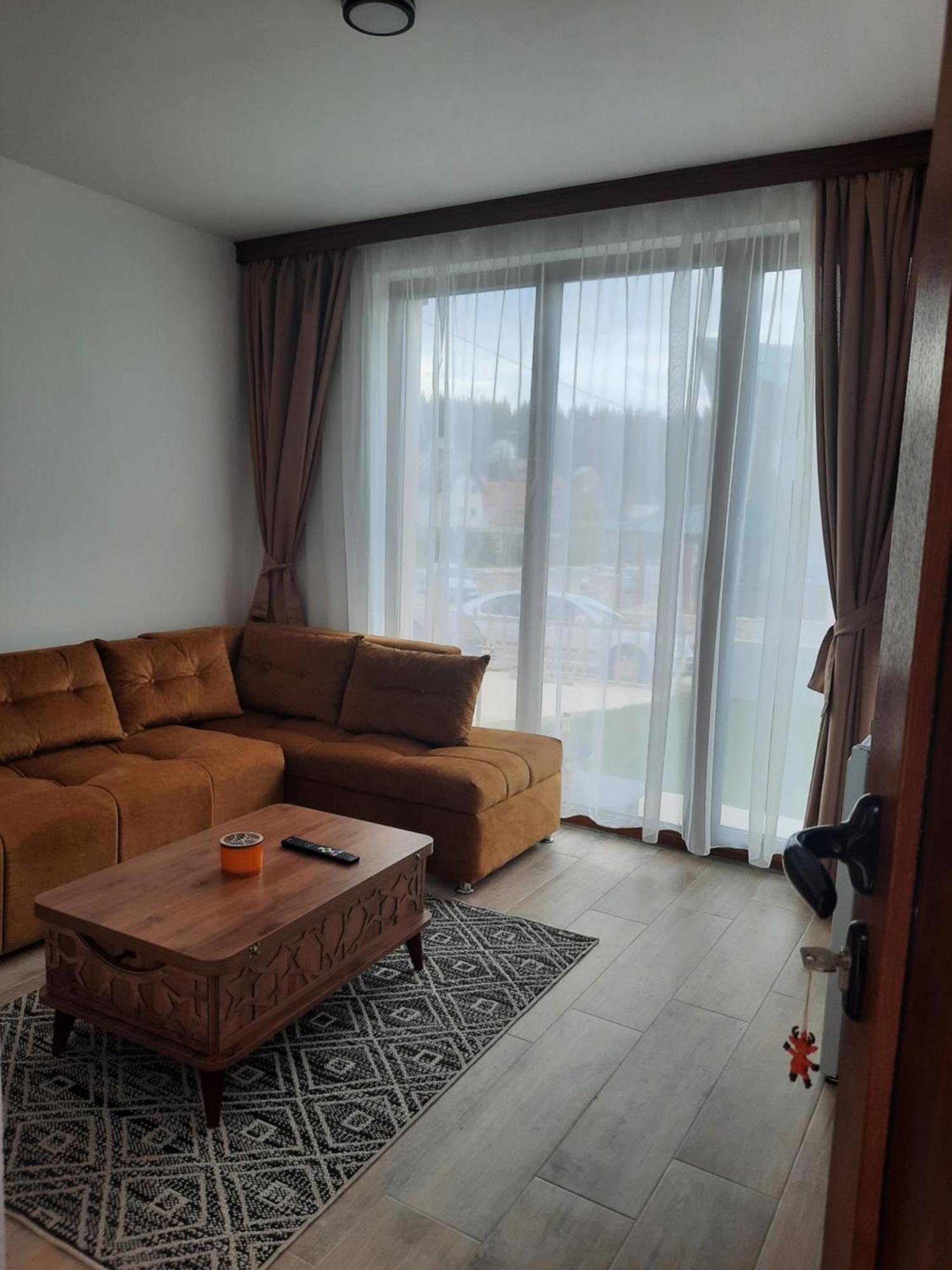 View Of Durmitor Apartamento Žabljak Exterior foto
